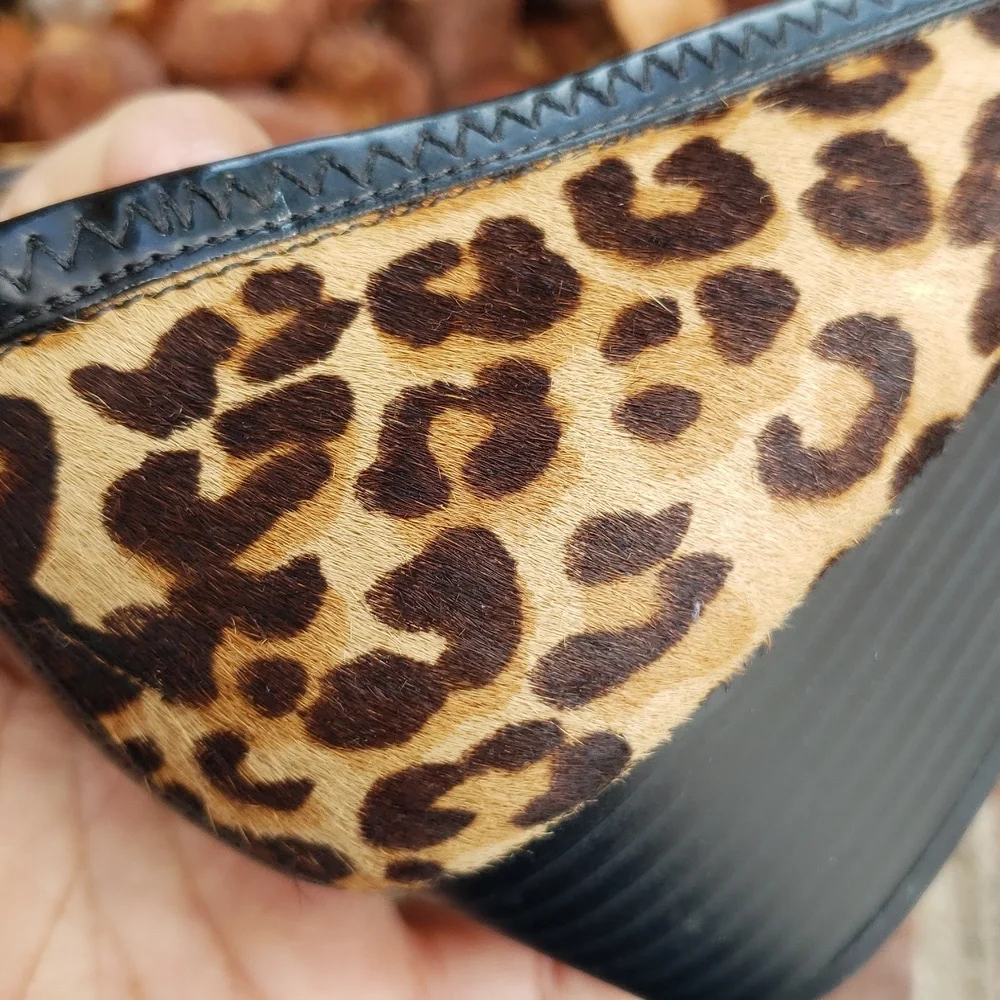 Cole Haan Womens Tali Wedge Heel Leopard Calf Hair Shoes Size 8 B Animal Print